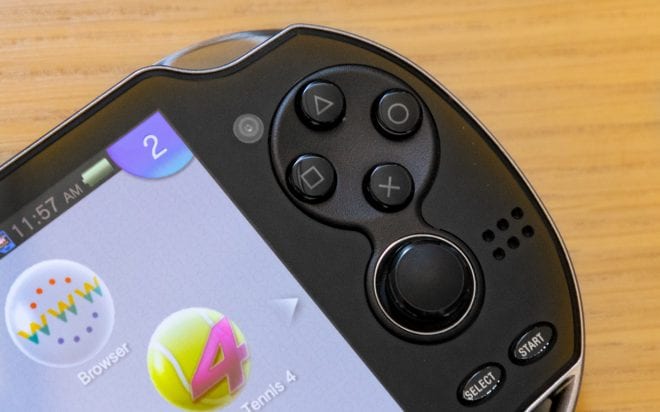 https://img.purch.com/playstation-vita/o/aHR0cDovL21lZGlhLmJlc3RvZm1pY3JvLmNvbS9ULzgvODEzNjQ0L29yaWdpbmFsL1BsYXlTdGF0aW9uLVZpdGEtMDA2LmpwZw==