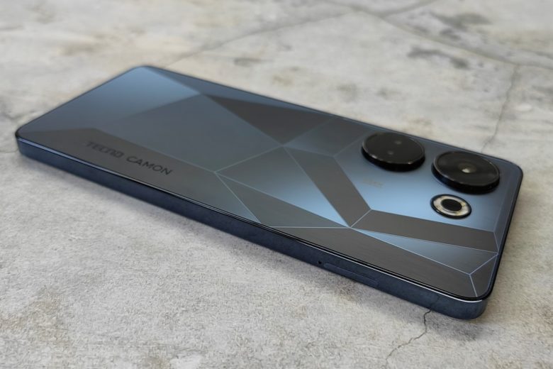 TECNO CAMON 20