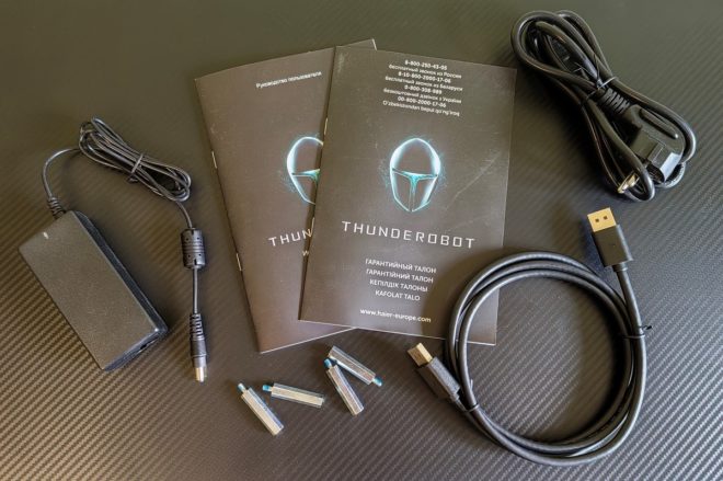 Thunderobot Silver Wing LQ27F165L Thunderobot Silver Wing LQ27F165L