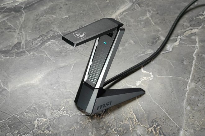MSI AX1800 (GUAX18) MSI AX1800 (GUAX18)