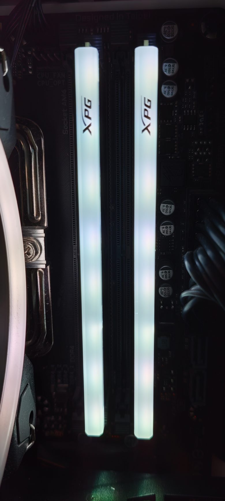 XPG Spectrix D35G DDR4-3600