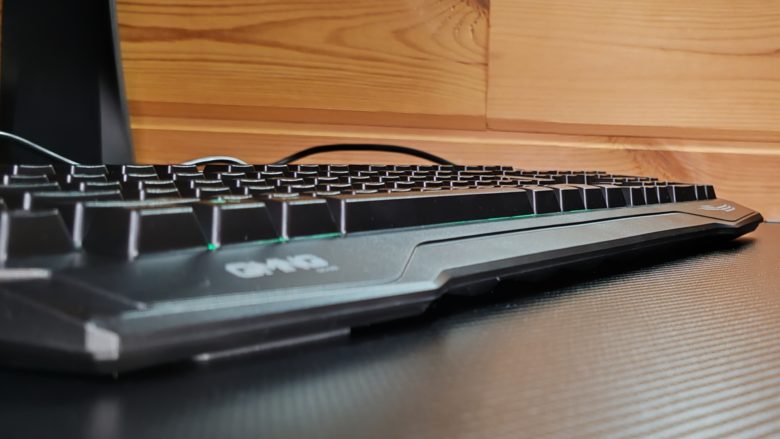 Обзор игровой клавиатуры GMNG 975GK
