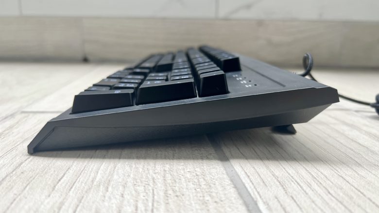 SVEN KB-G8400