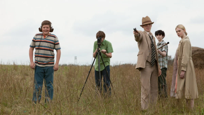 Супер 8 (2011) Супер 8 (2011)