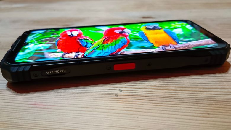 Обзор защищенного смартфона Doogee V30 Pro