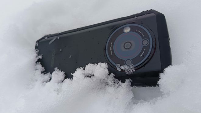 Обзор защищенного смартфона Doogee V30 Pro