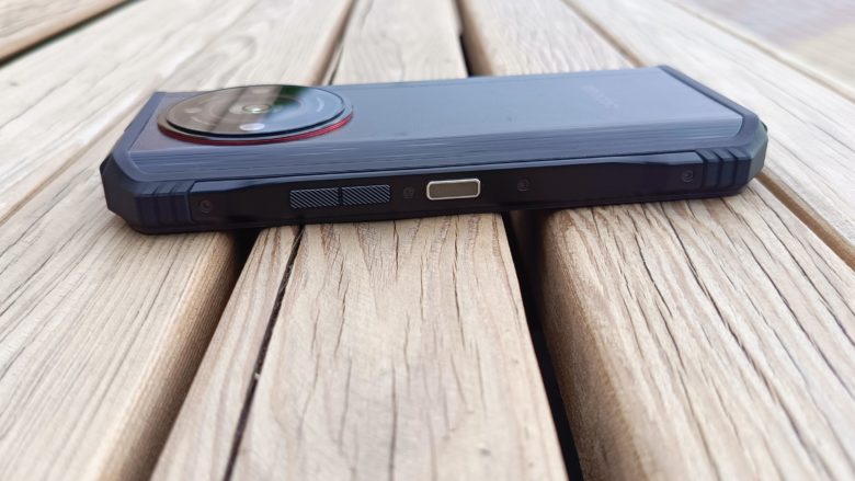 Обзор защищенного смартфона Doogee V30 Pro