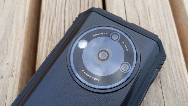 Обзор защищенного смартфона Doogee V30 Pro