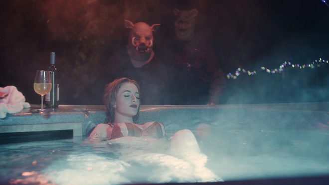 Винни-Пух: Кровь и мед (18+) Винни-Пух: Кровь и мед (18+)