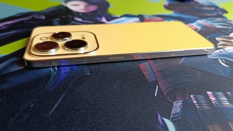 Обзор смартфона Infinix HOT 40 Pro