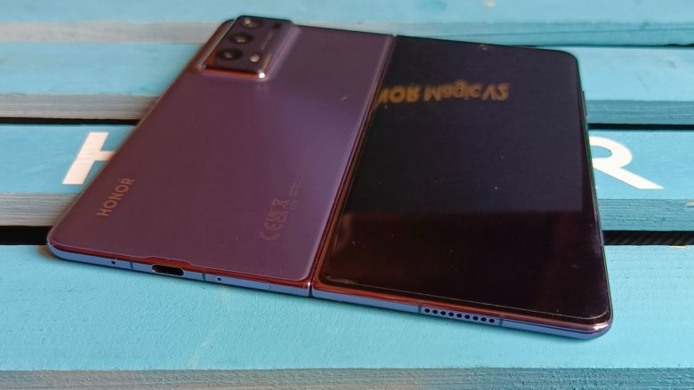 Обзор смартфона HONOR Magic V2