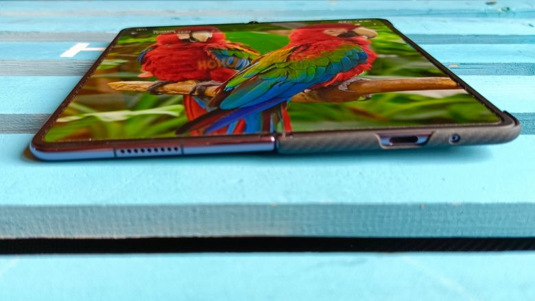 Обзор смартфона HONOR Magic V2