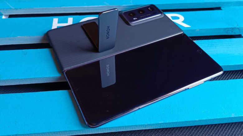 Обзор смартфона HONOR Magic V2
