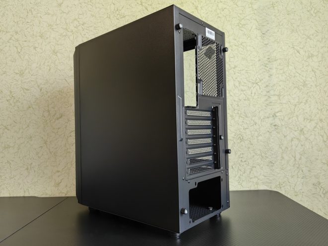 XPG VALOR STORM XPG VALOR STORM