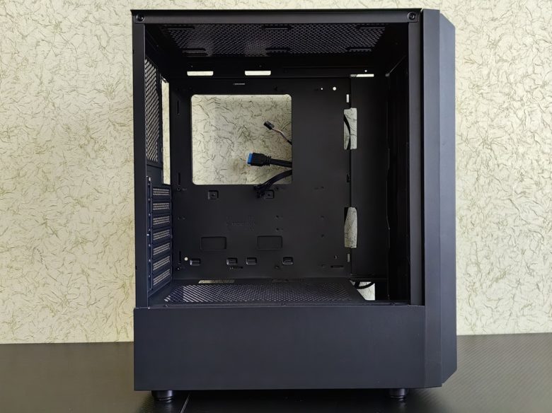 XPG VALOR STORM