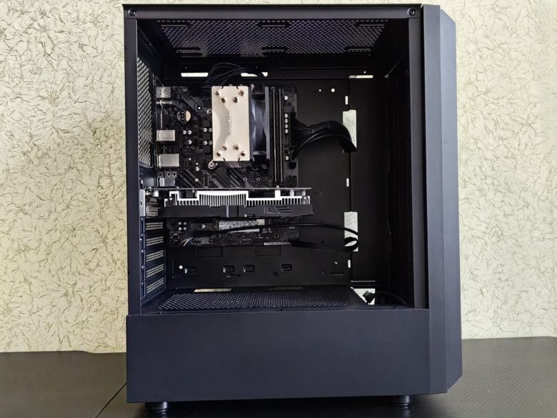 XPG VALOR STORM