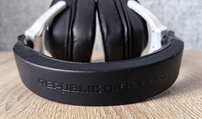 ROG Delta S Wireless ROG Delta S Wireless