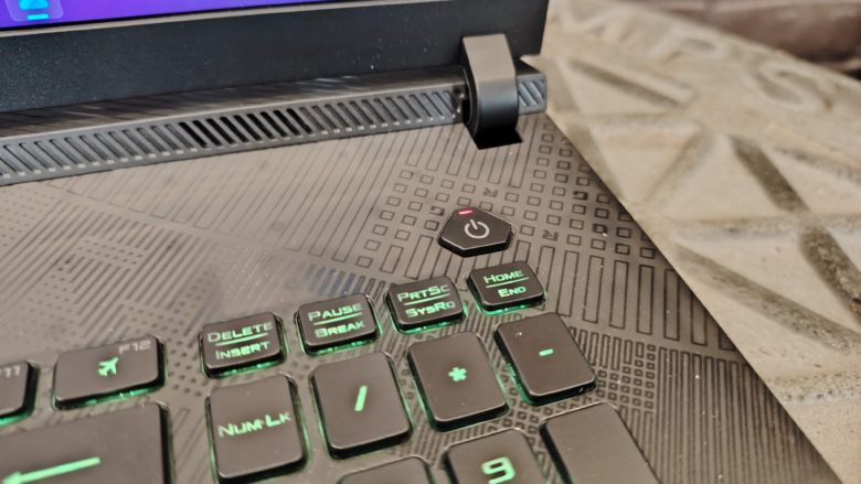 Обзор игрового ноутбука ASUS ROG Strix SCAR 18