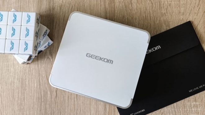 GEEKOM XT12 Pro GEEKOM XT12 Pro