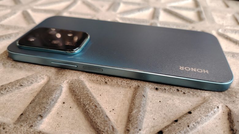 Обзор смартфона HONOR 200 Lite