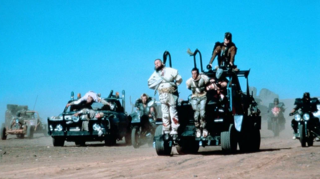 Безумный Макс 2: Воин дороги (1981) Безумный Макс 2: Воин дороги (1981)