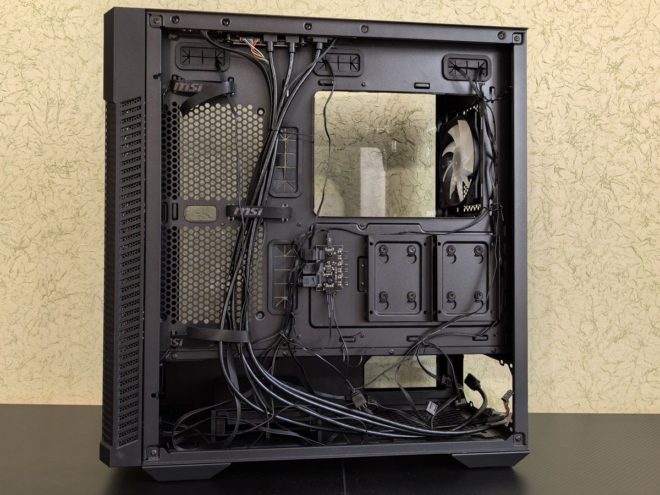 MSI MPG Velox 100P Airflow MSI MPG Velox 100P Airflow