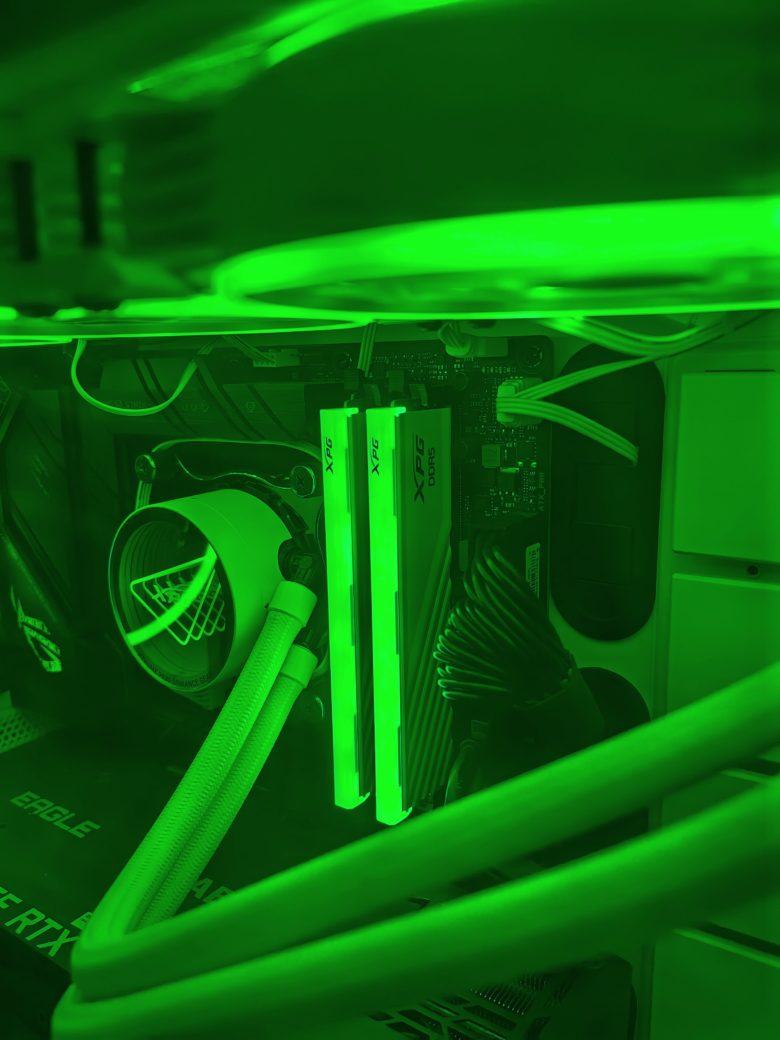 XPG Lancer Blade DDR5-6400 RGB