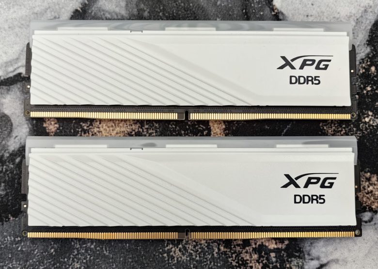 XPG Lancer Blade DDR5-6400 RGB