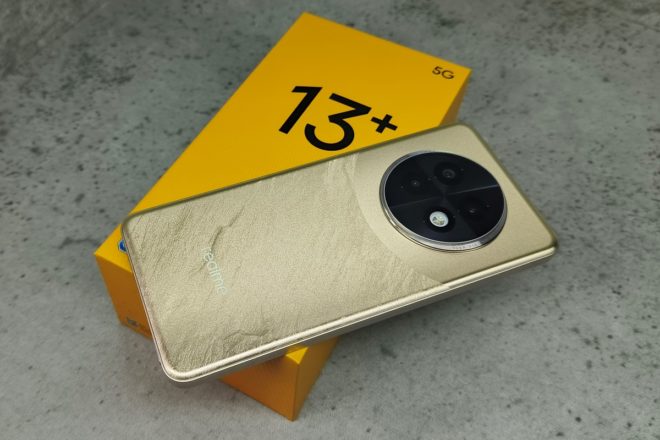 realme 13+ 5G realme 13+ 5G