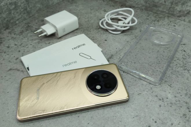 realme 13+ 5G realme 13+ 5G
