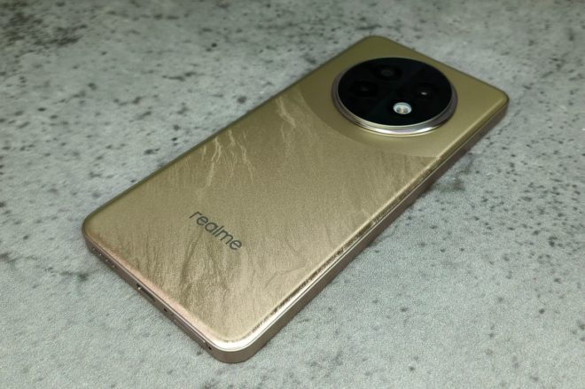 realme 13+ 5G realme 13+ 5G