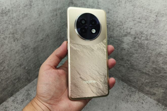 realme 13+ 5G realme 13+ 5G