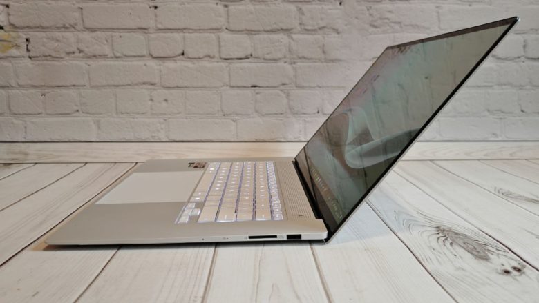 Обзор ноутбука ASUS Zenbook S 16 2024