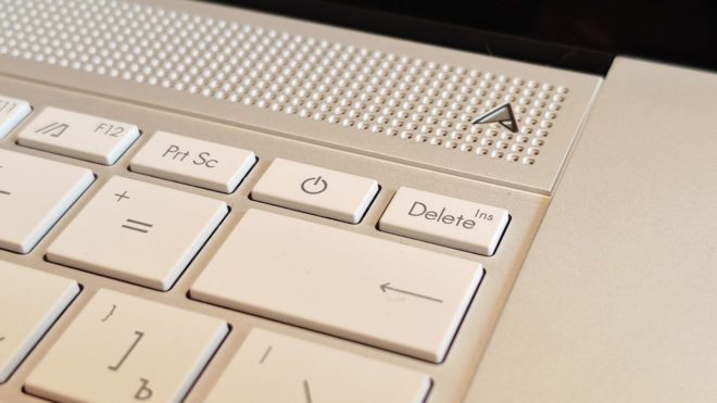 Обзор ноутбука ASUS Zenbook S 16 2024