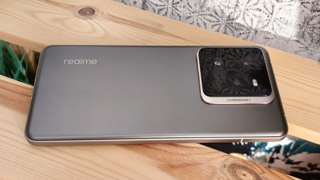 realme GT 7 Pro realme GT 7 Pro
