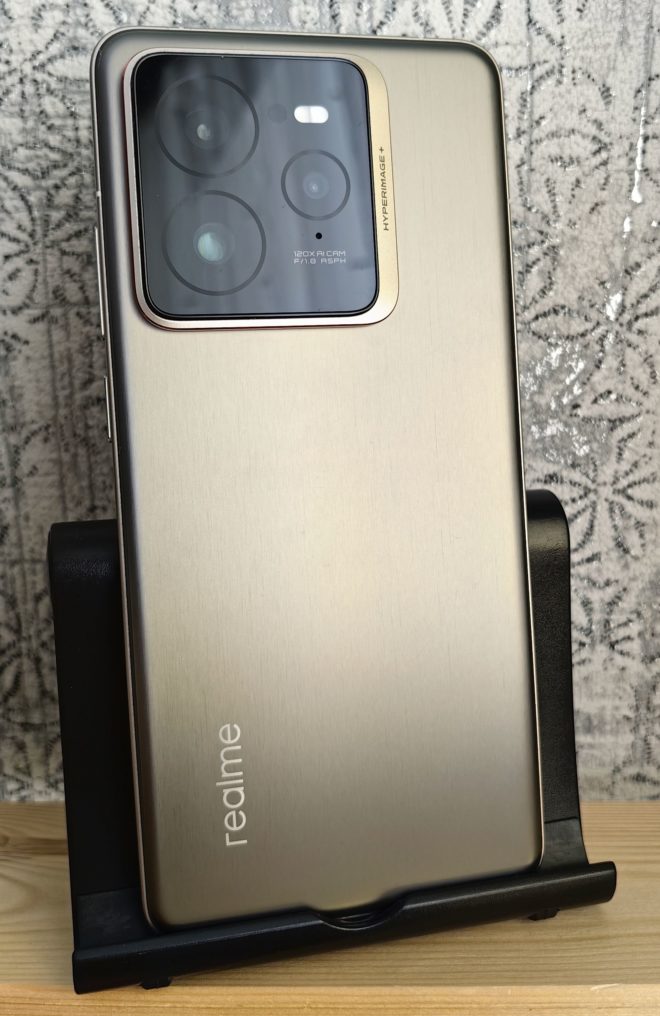 realme GT 7 Pro realme GT 7 Pro