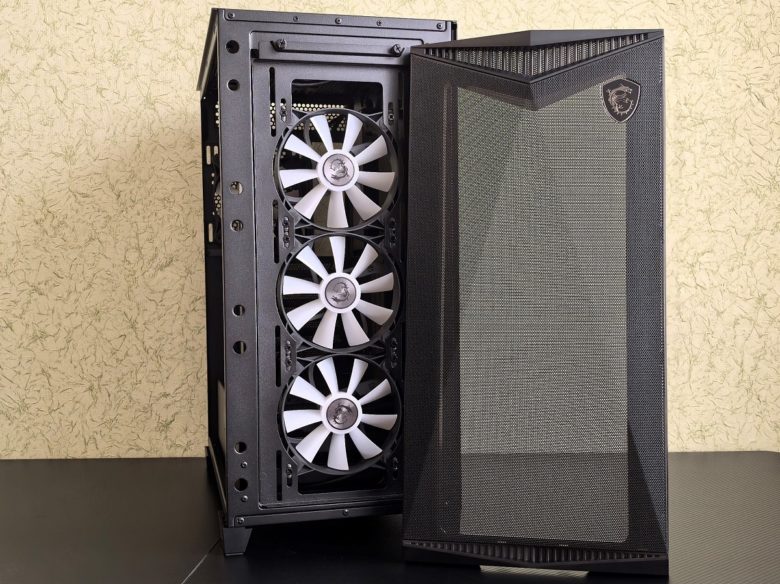 MSI MPG GUNGNIR 300R AIRFLOW