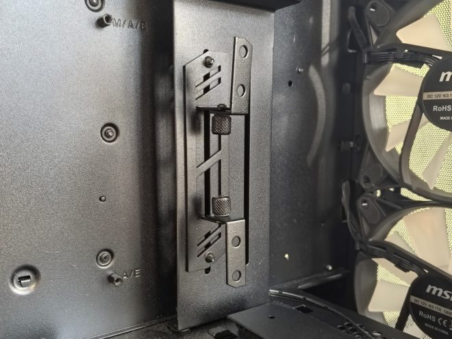 MSI MPG GUNGNIR 300R AIRFLOW MSI MPG GUNGNIR 300R AIRFLOW