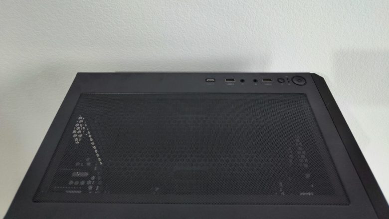 Обзор корпуса XPG VALOR MESH C