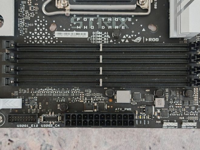 ASUS ROG Strix B760-A Gaming WiFi ASUS ROG Strix B760-A Gaming WiFi