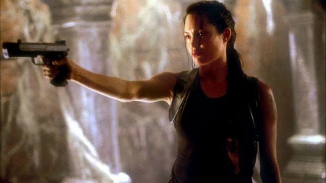 Лара Крофт: Расхитительница гробниц (2001) 18+ Лара Крофт: Расхитительница гробниц (2001) 18+
