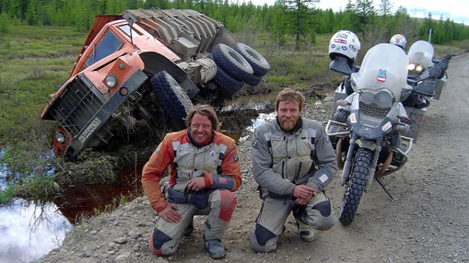 Долгий путь вокруг Земли (мини–сериал 2004) Долгий путь вокруг Земли (мини–сериал 2004)