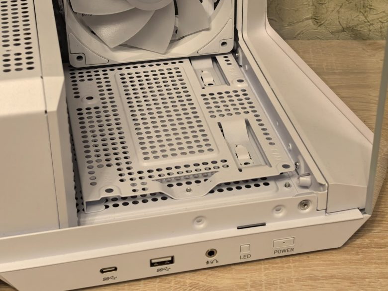 MSI MAG PANO M100R PZ WHITE