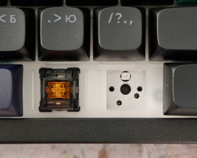 Red Square Alumix TKL Simple Black Red Square Alumix TKL Simple Black