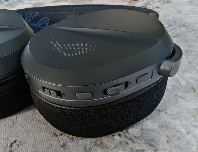 ASUS ROG Pelta