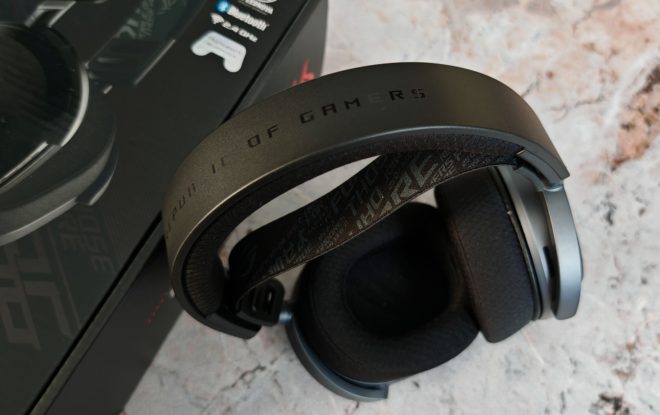 ASUS ROG Pelta ASUS ROG Pelta