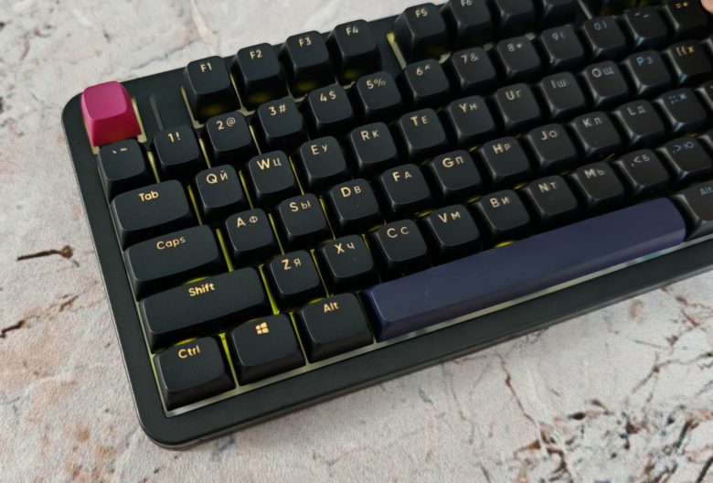 Red Square Alumix TKL Simple Black