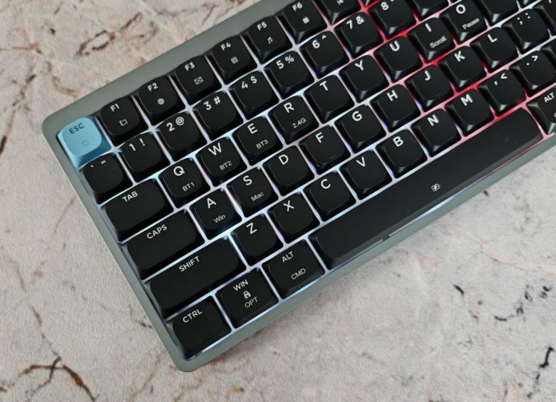 EPOMAKER Luma84