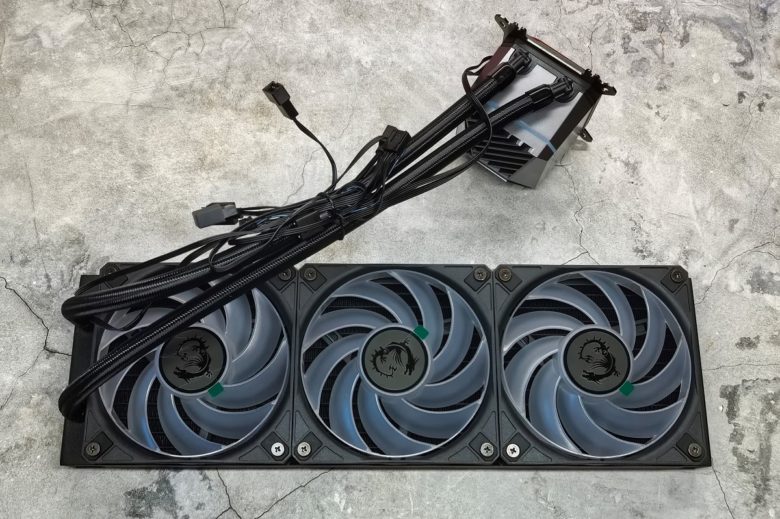 MSI MAG CoreLiquid A15 360