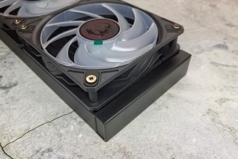 MSI MAG CoreLiquid A15 360